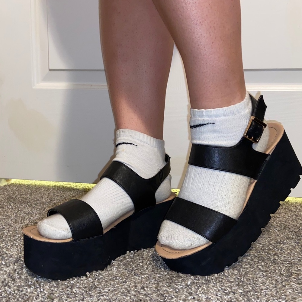 y2k platforms 🖤